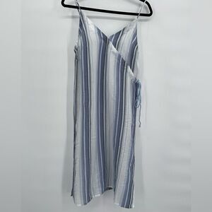 Anthropologie (Akemi‎ + Kin) Emerson Wrap Tunic Size Small NWOT